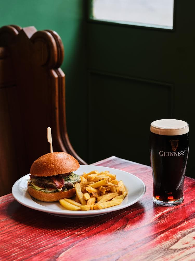 Pub Food at Woodbine N5