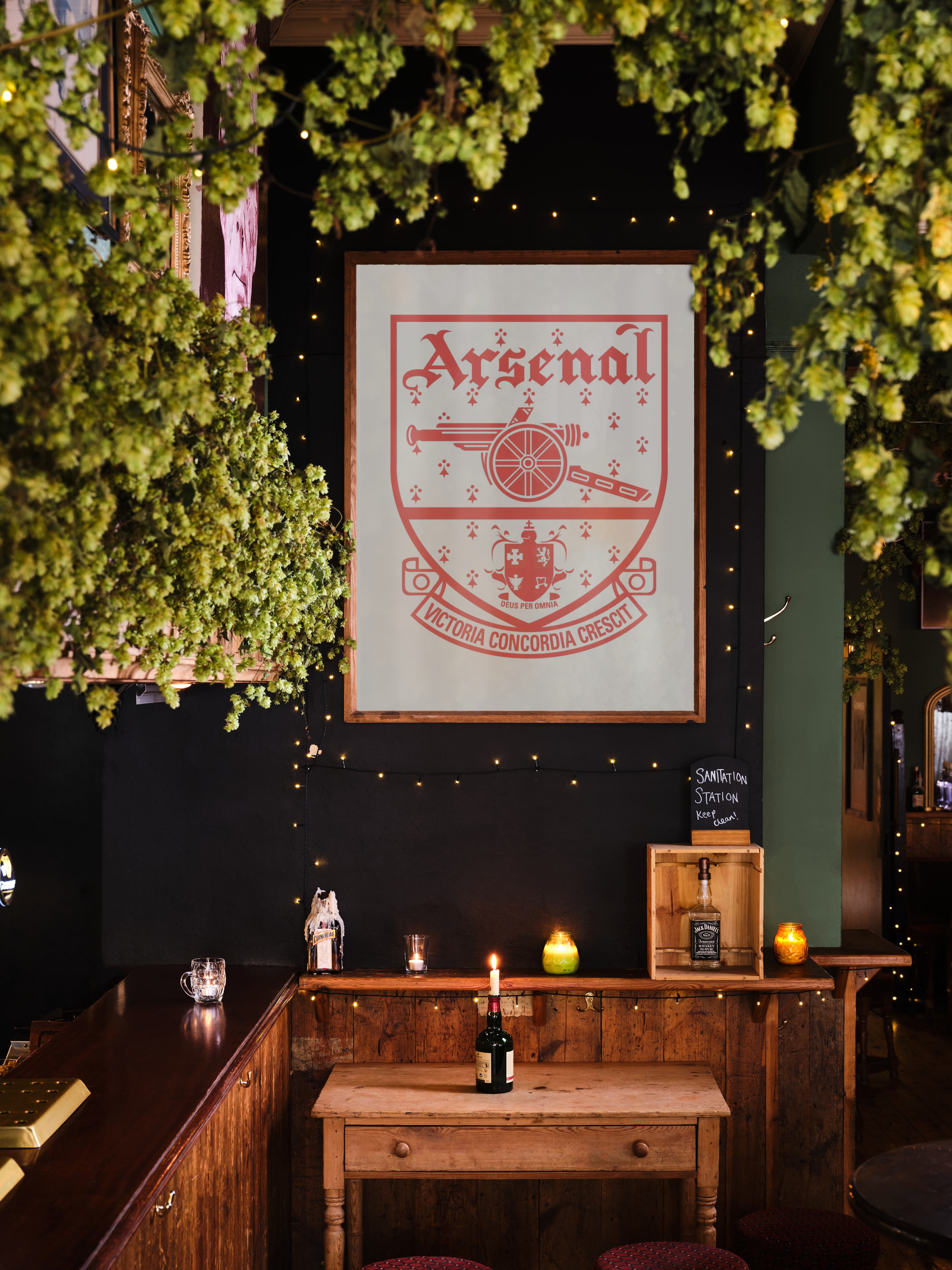Arsenal atmosphere inside Woodbine N5